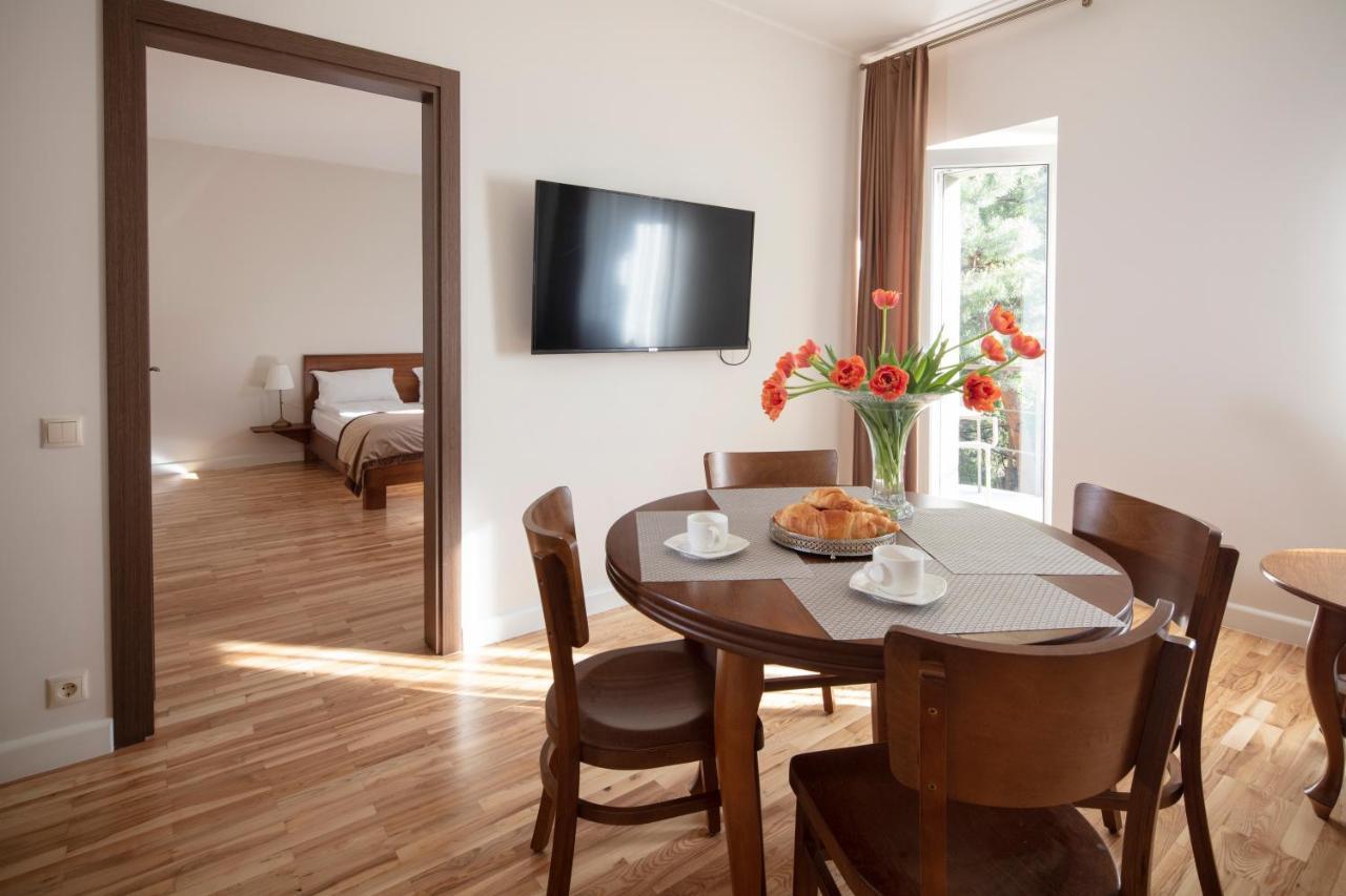 Villa Acacia Каунас Екстериор снимка