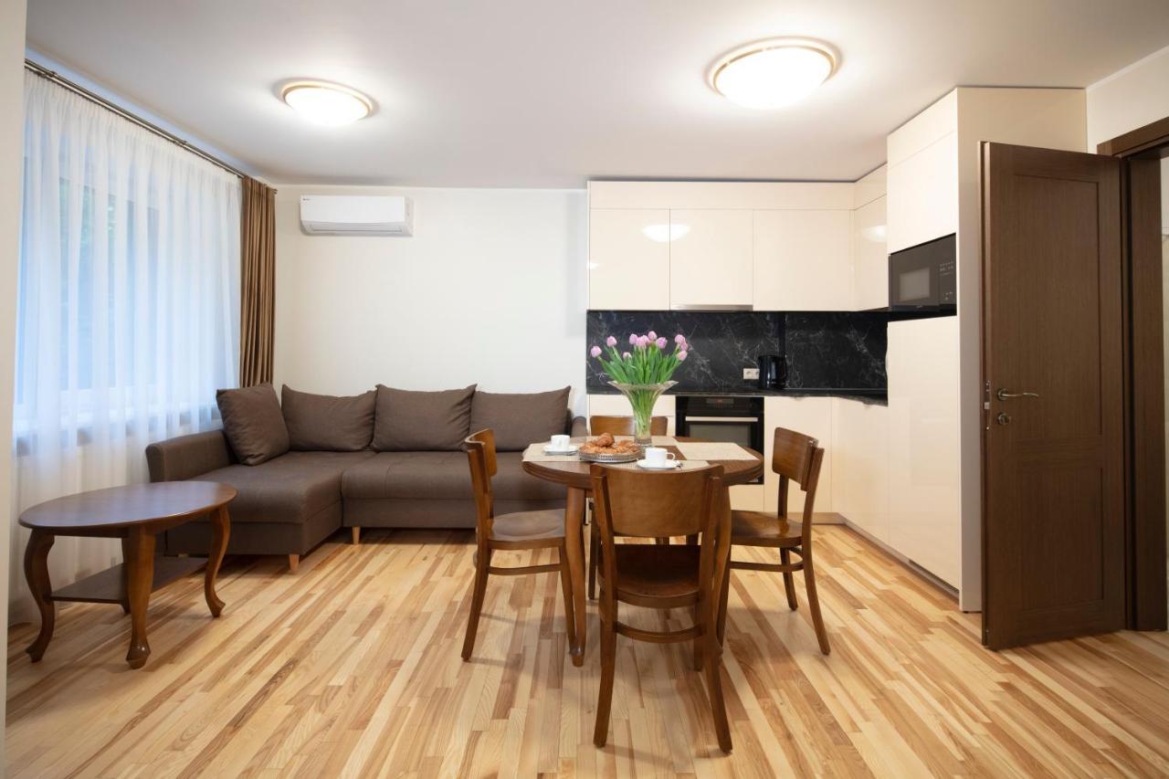 Villa Acacia Каунас Екстериор снимка