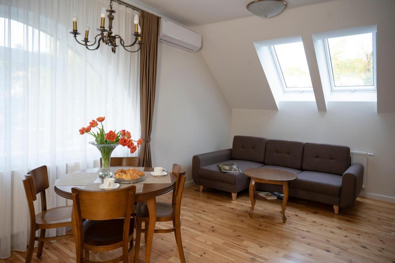 Villa Acacia Каунас Екстериор снимка